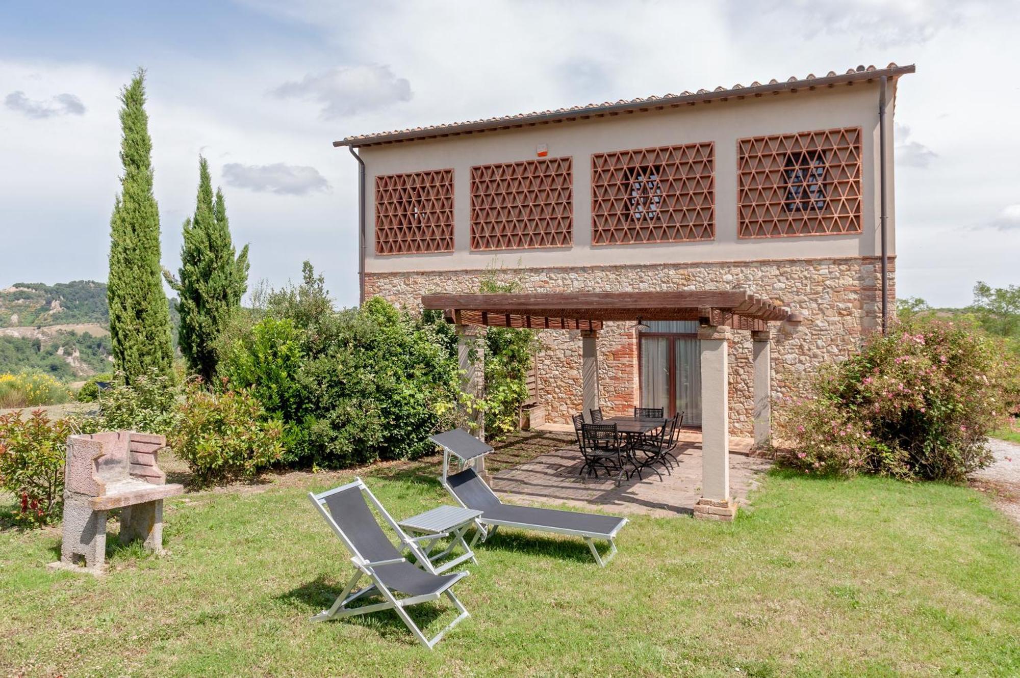 Il Borgo Delle Ville Palaia Exterior foto